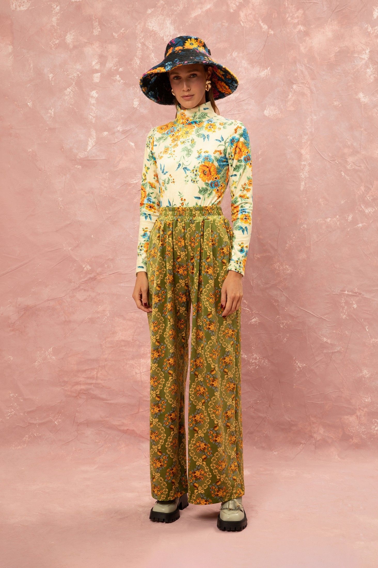 FLUFFY ELASTICATED-WAIST PANTS - LACE BOUQUET LIME ' - ' ΠΑΝΤΕΛΟΝΙΑ