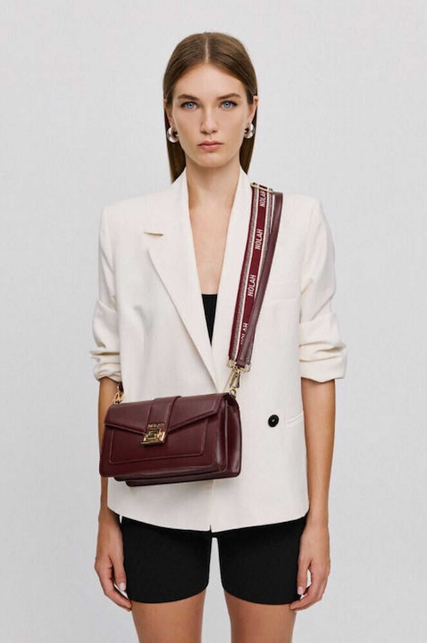 Danny Burgundy Light Gold