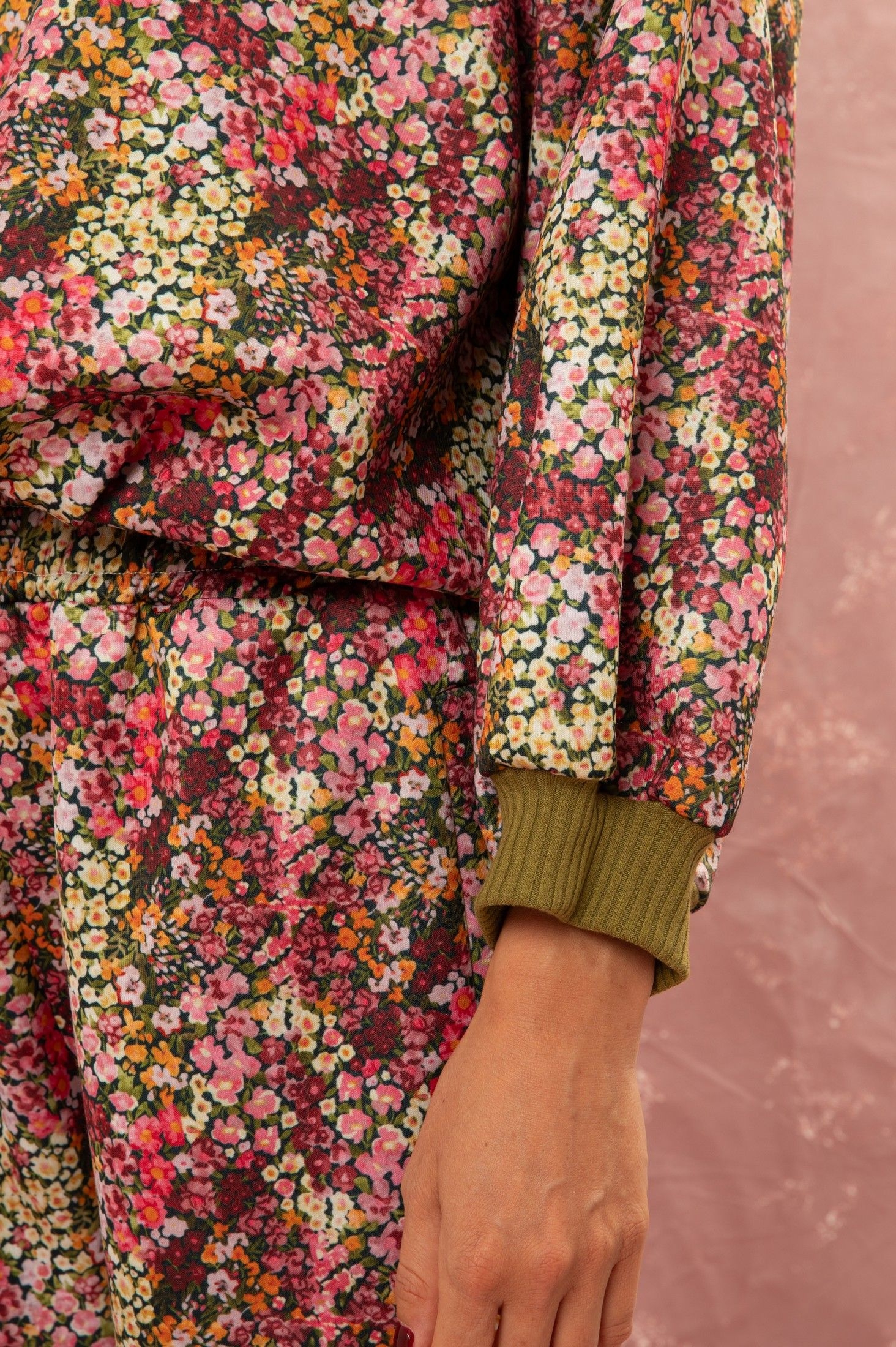 CROPPED FUTTER SWEATER - LIBERTY FLORAL ' - ' ΤΟΠ