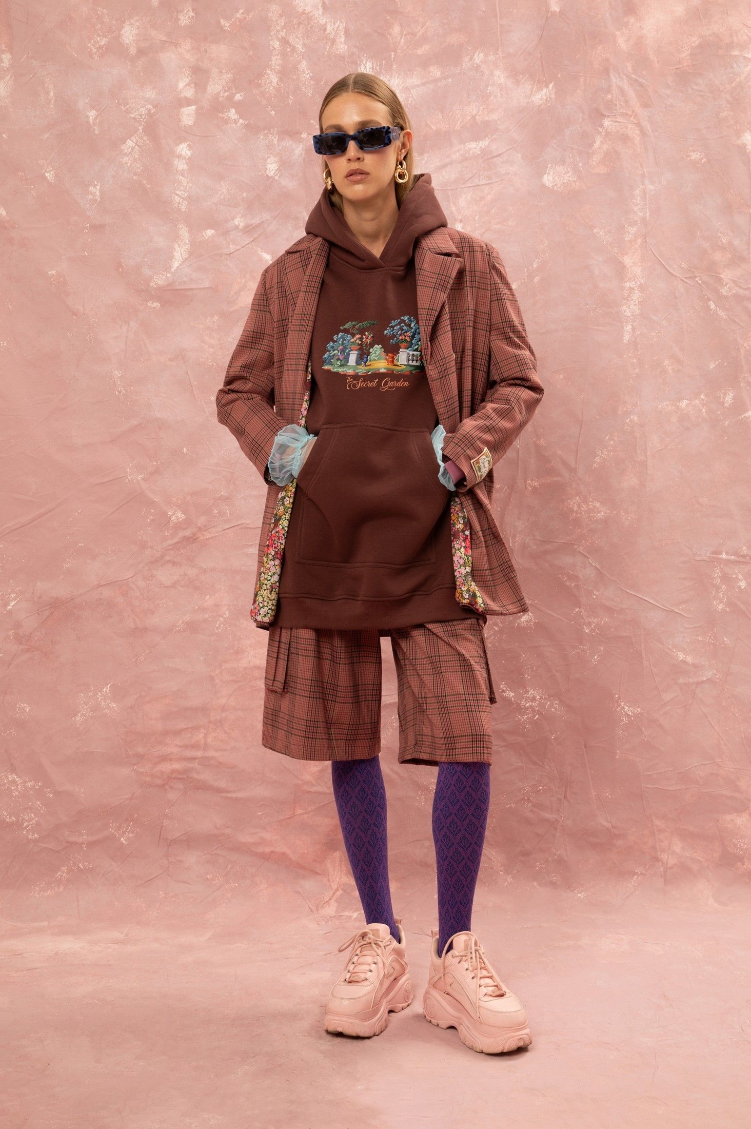 OVERSIZED HOODIE - BROWN/PINK ' - ' ΤΟΠ